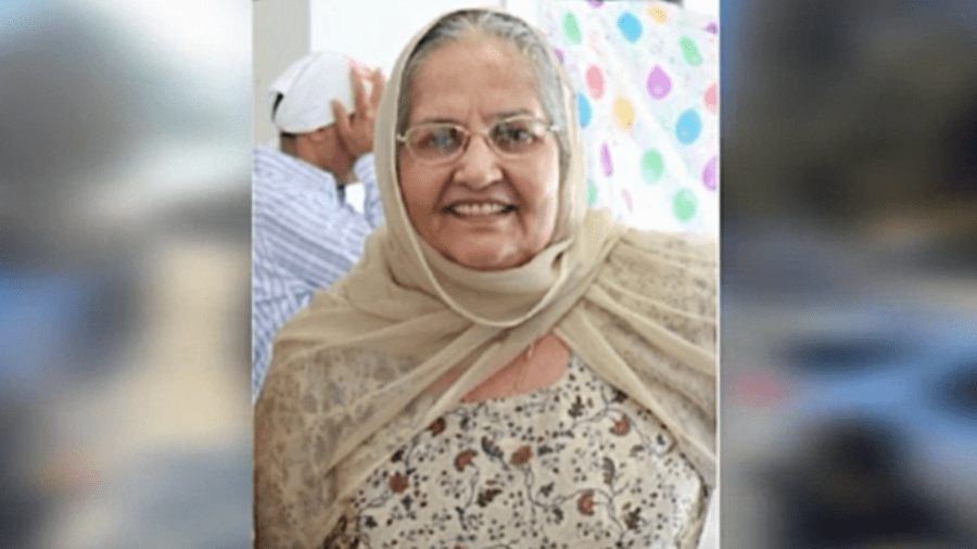 "এটি কোনও অপরাধী নয়, এটি জেদ্দা": 73 বছর বয়সী বরফের 73 বছর বয়সী বেতন সম্প্রদায়ের জমায়েত।